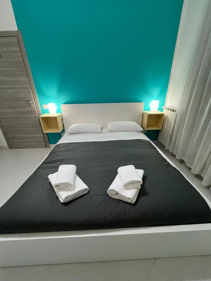 나폴리 Pop Santa Chiara B&B 외부 사진