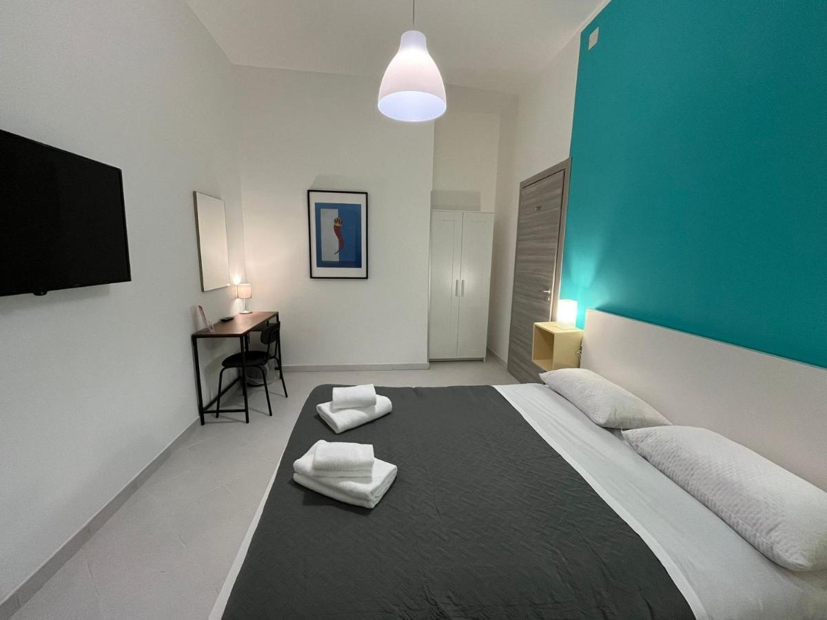 나폴리 Pop Santa Chiara B&B 외부 사진
