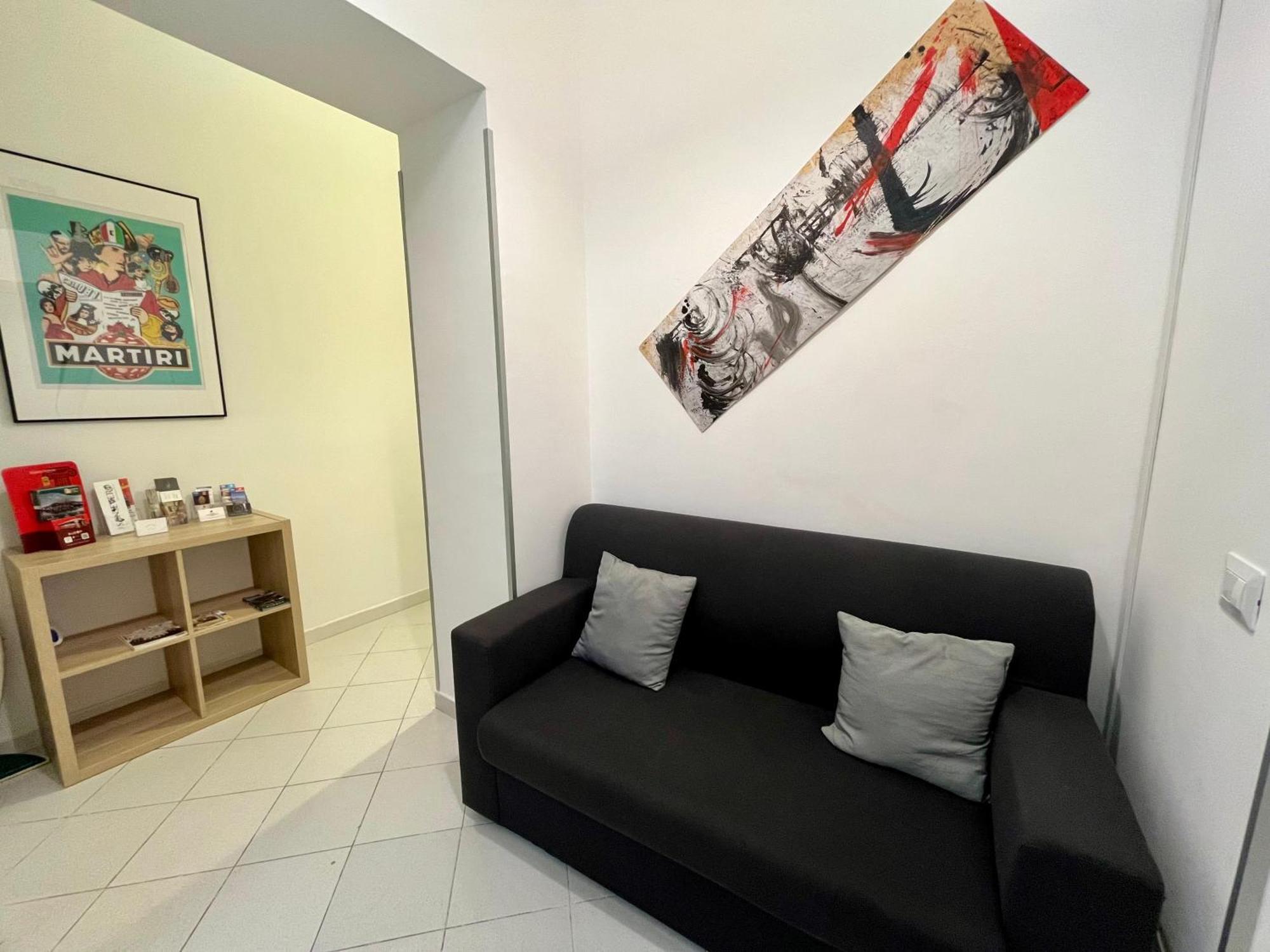 나폴리 Pop Santa Chiara B&B 외부 사진