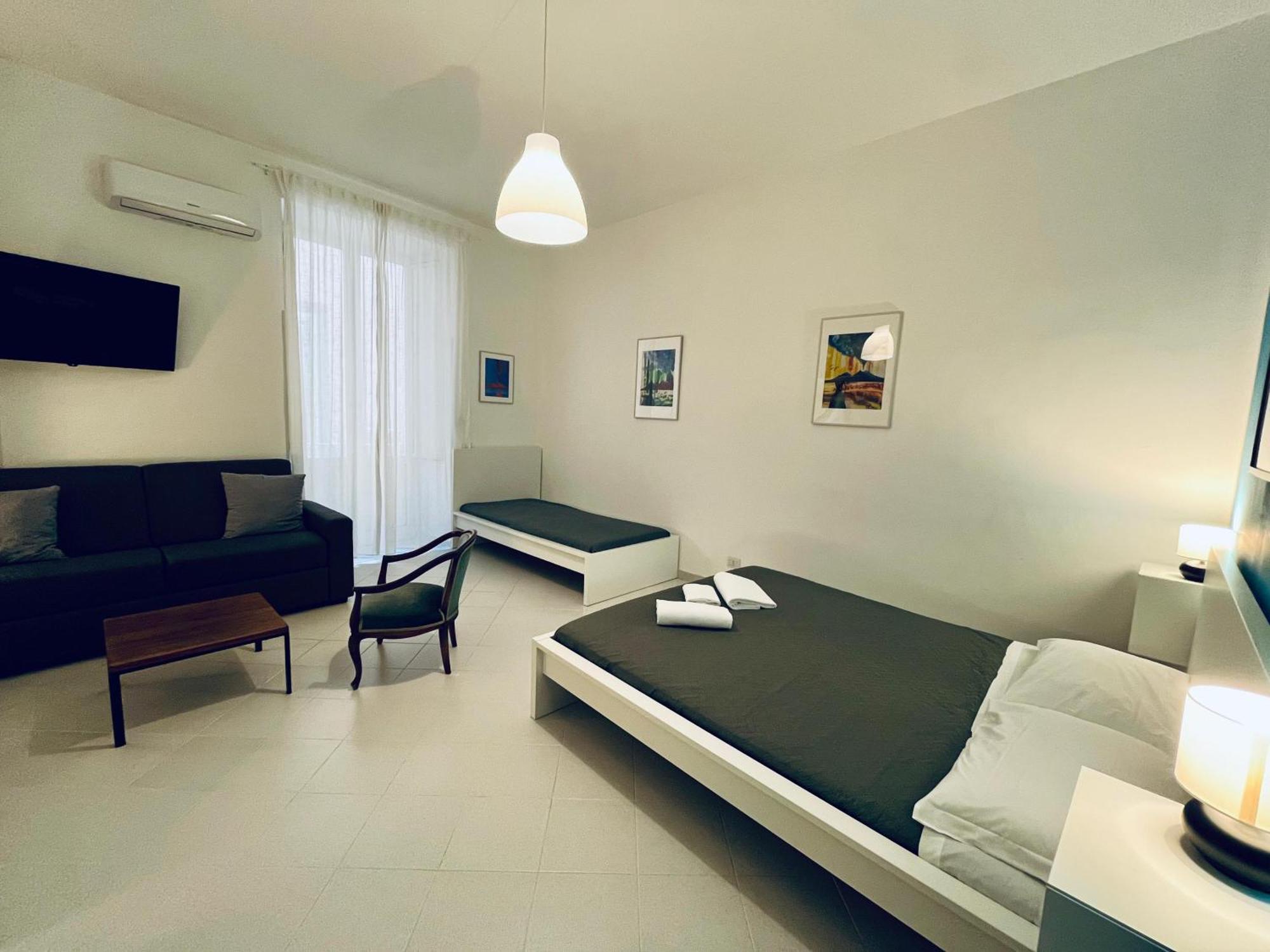나폴리 Pop Santa Chiara B&B 외부 사진